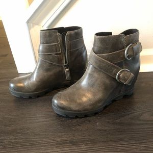 Sorel Joan of Artic Wedge II